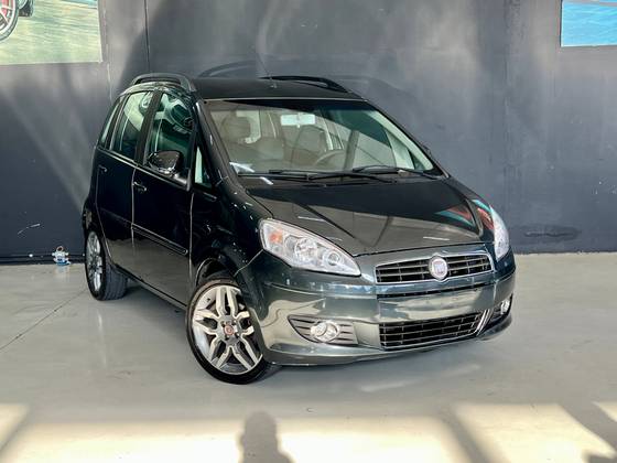 FIAT IDEA 1.4 MPI ATTRACTIVE 8V FLEX 4P MANUAL FIAT IDEA 1.4 MPI ATTRACTIVE 8V FLEX 4P MANUAL